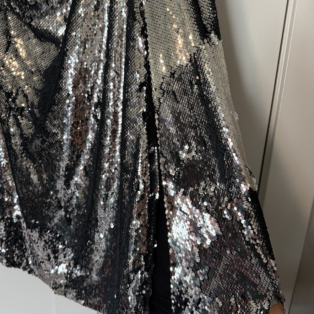 REISS‎ EVA SEQUIN CAPE ONE SHOULDER MINI DRESS NWT SILVER METALLIC SIZE US 10 - Picture 4 of 6